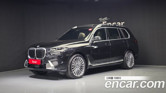 BMW X7 xDrive 40i Design Pure Excellence 7-Seater 2024 года из Кореи
