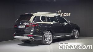 BMW X7 xDrive 40i Design Pure Excellence 7-Seater 2024 года из Южной Кореи