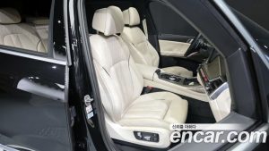 BMW X7 xDrive 40i Design Pure Excellence 7-Seater 2024 года из Южной Кореи