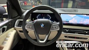 BMW X7 xDrive 40i Design Pure Excellence 7-Seater 2024 года из Южной Кореи