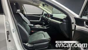 Kia K5 2.0 2025 года из Южной Кореи