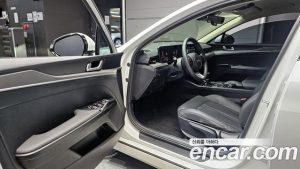 Kia K5 2.0 2025 года из Южной Кореи