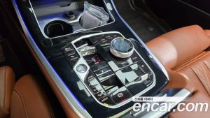 BMW X7 xDrive 40i M Sport 7-Seater 2024 года из Южной Кореи