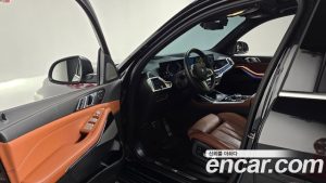 BMW X7 xDrive 40i M Sport 7-Seater 2024 года из Южной Кореи