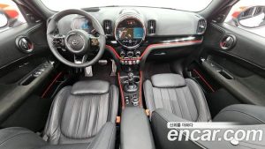 Mini Countryman JCW 2024 года из Южной Кореи