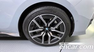 BMW 7-Series 740i xDrive M Sport Limited 2024 года из Южной Кореи