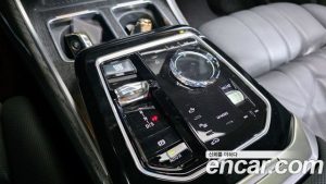 BMW 7-Series 740i xDrive M Sport Limited 2024 года из Южной Кореи
