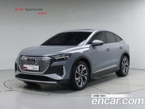 Audi Q4 e-tron 40 Premium Sportback 2023 года из Южной Кореи