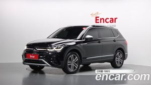 Volkswagen Tiguan 2.0 TSI Prestige 2023 года из Южной Кореи