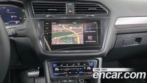 Volkswagen Tiguan 2.0 TSI Prestige 2023 года из Южной Кореи