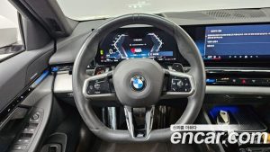 BMW 5-Series 520i M Sport 2024 года из Южной Кореи