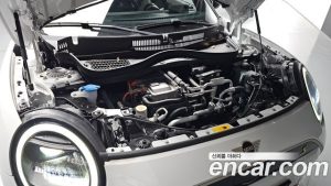 Mini Cooper SE Favoured 2024 года из Южной Кореи