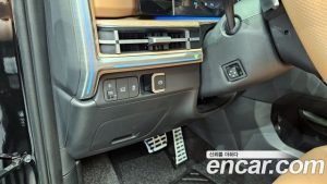 Hyundai Santafe Бензин 2.5T 4WD 2025 года из Южной Кореи