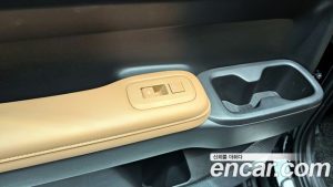 Hyundai Santafe Бензин 2.5T 4WD 2025 года из Южной Кореи