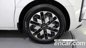 Hyundai Staria 4WD Lounge 9-Seater 2024 года из Южной Кореи