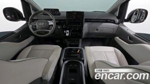 Hyundai Staria 4WD Lounge 9-Seater 2024 года из Южной Кореи