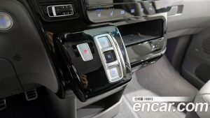 Hyundai Staria 4WD Lounge 9-Seater 2024 года из Южной Кореи