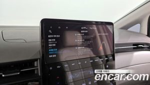 Hyundai Staria 4WD Lounge 9-Seater 2024 года из Южной Кореи