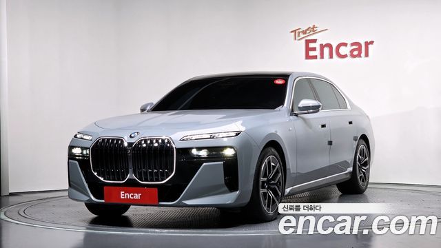 BMW 7-Series 740i sDrive M Sport 2023 года из Кореи