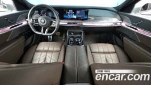 BMW 7-Series 740i sDrive M Sport 2023 года из Южной Кореи