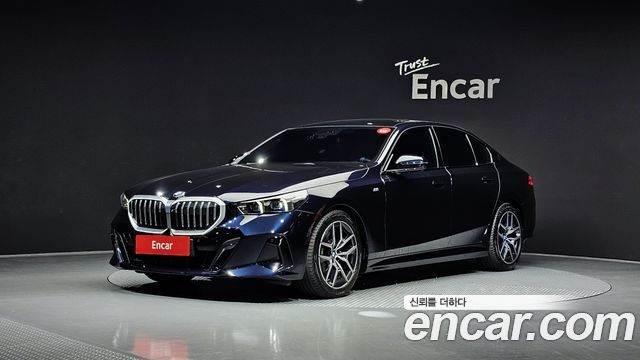 BMW 5-Series 520i M Sport 2024 года из Кореи
