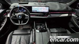 BMW 5-Series 520i M Sport 2024 года из Южной Кореи