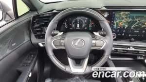 Lexus RX Luxury 2023 года из Южной Кореи