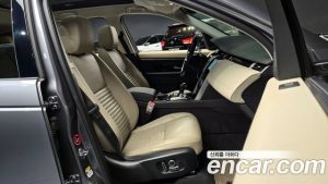 Land Rover Discovery Sport P250 S 2022 года из Южной Кореи