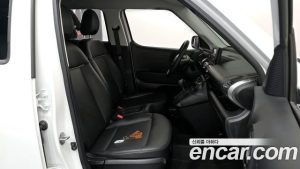 Hyundai Casper Turbo D ESSENTIAL Light 2024 года из Южной Кореи