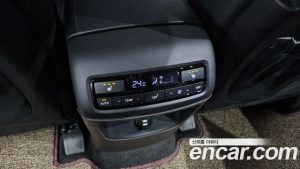 Hyundai Palisade Дизель 2.2 2WD 2024 года из Южной Кореи