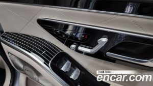 Mercedes-Benz S-Class S580L 4MATIC 2023 года из Южной Кореи