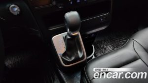 Hyundai Staria HEV 1.6 Tourer 11-Seater 2025 года из Южной Кореи
