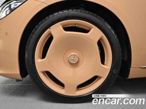 Mercedes-Benz S-Class Maybach S680 4MATIC VIRGIL ABLOH Edition 2023 года из Южной Кореи