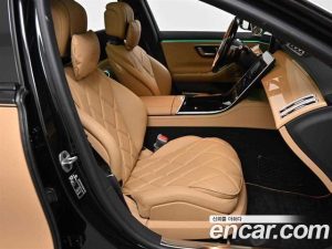 Mercedes-Benz S-Class Maybach S680 4MATIC VIRGIL ABLOH Edition 2023 года из Южной Кореи