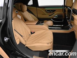 Mercedes-Benz S-Class Maybach S680 4MATIC VIRGIL ABLOH Edition 2023 года из Южной Кореи
