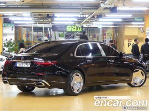Mercedes-Benz S-Class Maybach S580 4MATIC 2023 года из Южной Кореи