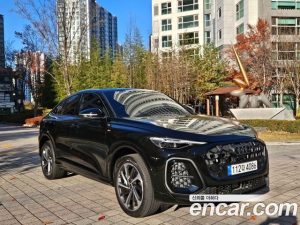 Audi Q5 40 TDI 4WD S Line Sportback 2025 года из Южной Кореи