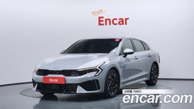 Kia K5 Signature 2024 года из Кореи
