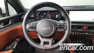 Kia K5 Signature 2024 года из Южной Кореи