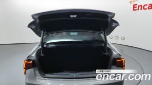 Kia K5 Signature 2024 года из Южной Кореи