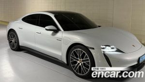 Porsche Taycan Base 2023 года из Южной Кореи