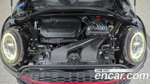 Mini Clubman JCW 2023 года из Южной Кореи