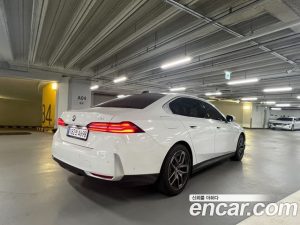 BMW 5-Series 520i 2024 года из Южной Кореи