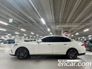 BMW 5-Series 520i 2024 года из Южной Кореи