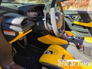 Lamborghini Huracan LP610-2 EVO SPYDER 2022 года из Южной Кореи