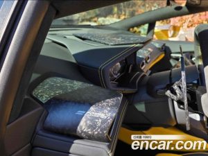 Lamborghini Huracan LP610-2 EVO SPYDER 2022 года из Южной Кореи