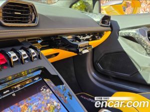 Lamborghini Huracan LP610-2 EVO SPYDER 2022 года из Южной Кореи