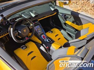 Lamborghini Huracan LP610-2 EVO SPYDER 2022 года из Южной Кореи