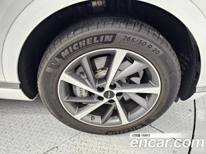 Genesis GV80 2.5T Бензин AWD 2024 года из Южной Кореи