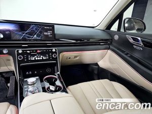 Genesis GV80 2.5T Бензин AWD 2024 года из Южной Кореи